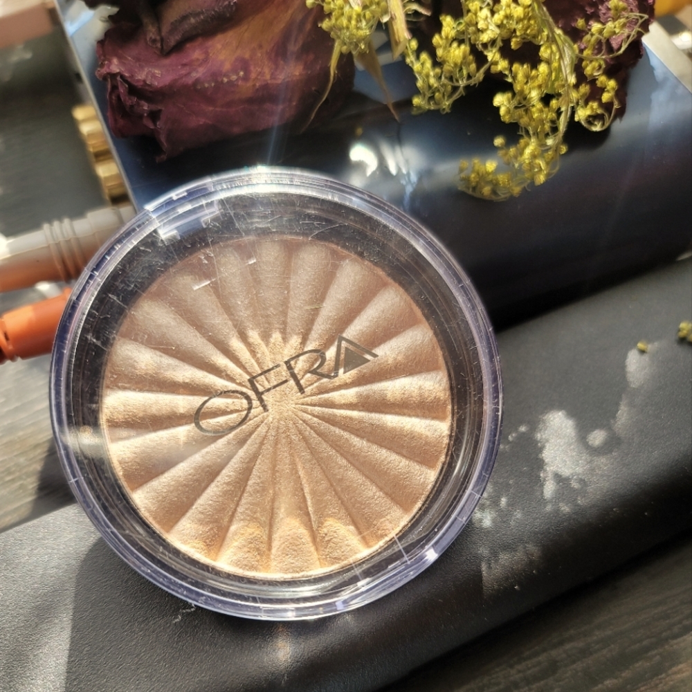 Ofra Cosmetics Rodeo Drive Highlighter. - Picture 3 of 5